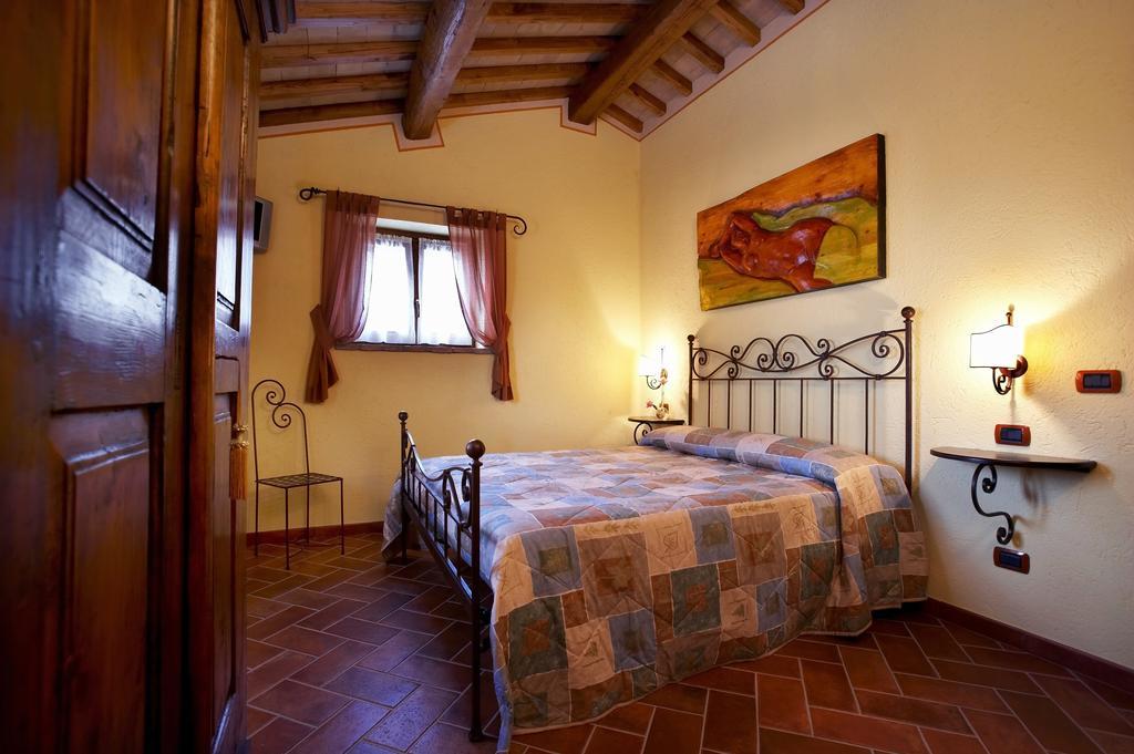 Casale Favilluta Guest House Petrignano Exterior photo